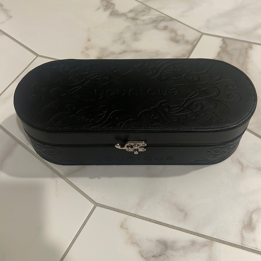 Presenters Makeup trunk